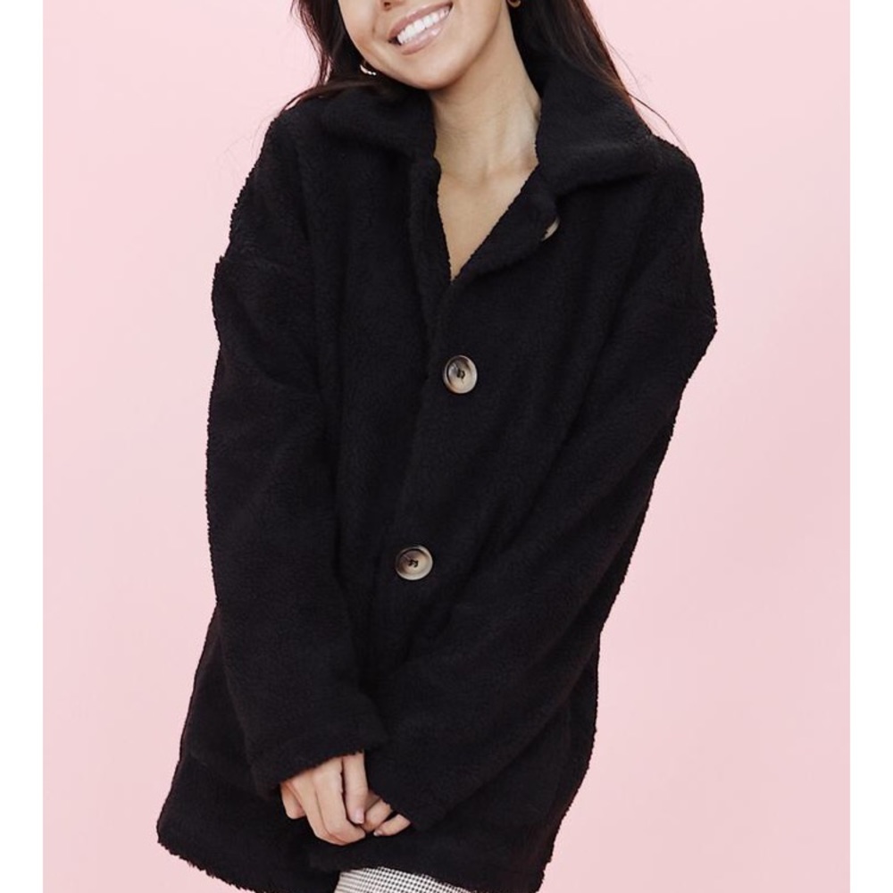 Fluffy pile coat from crybaby - Picture 7 of 7